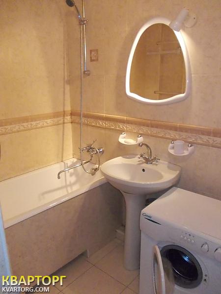 Rent out 1-room apartment. Киев,  Ярославов Вал — photo 2