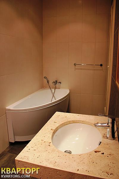 Rent out 4-room apartment. Одесса, Генуэзская — photo 9