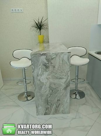 Rent out 1-room apartment. Киев,  Леси Украинки ул — photo 7