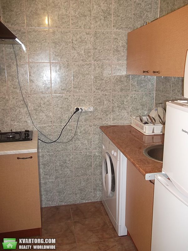 Rent out 1-room apartment. Киев,  Карбышева — photo 5
