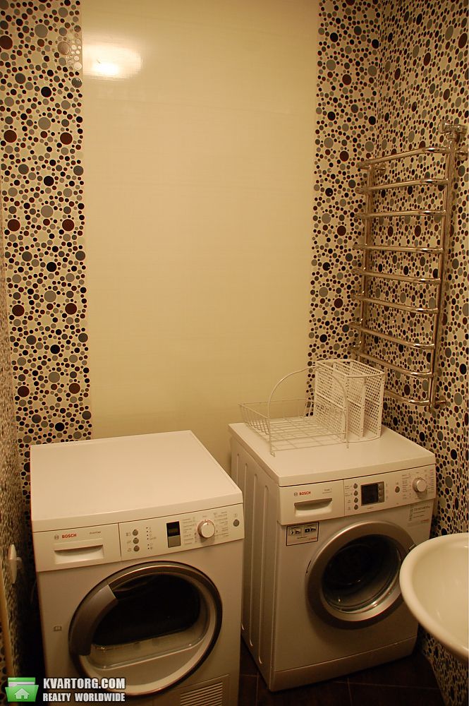 Rent out 4-room apartment. Киев,  Срибнокильская — photo 7