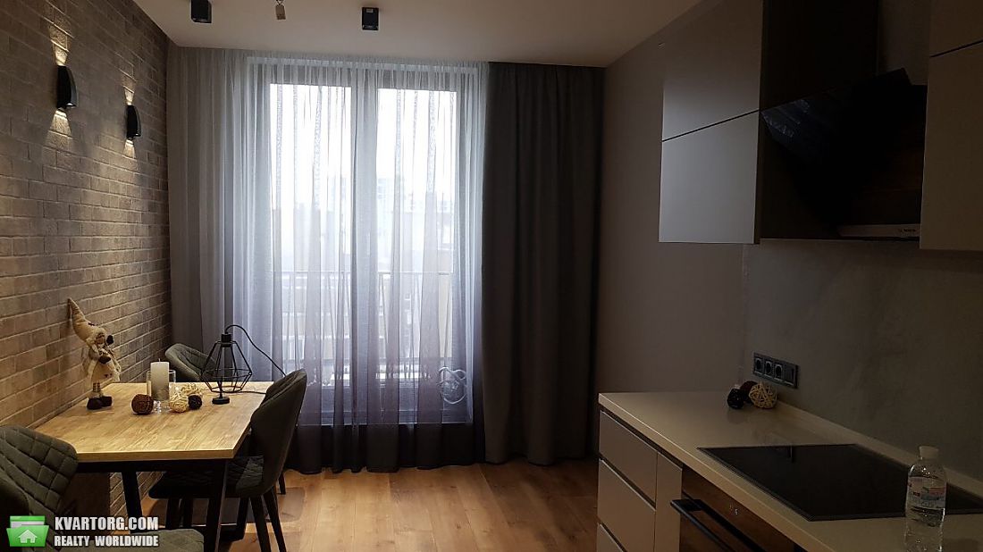 Rent out 2-room apartment. Киев,  Антоновича — photo 5