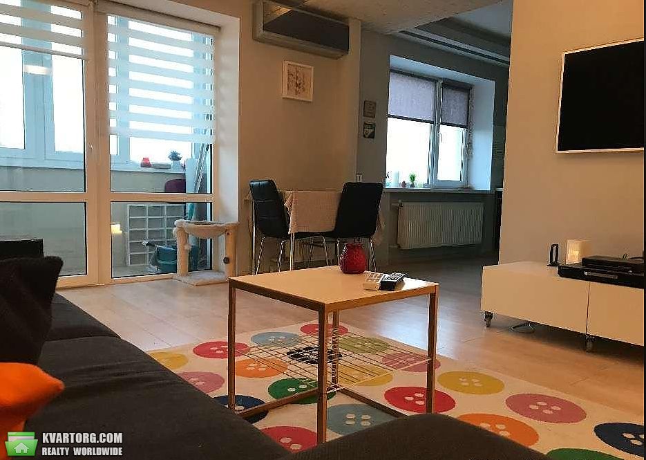 Sell 2-room apartment. Киев,  Дегтяревская — photo 2