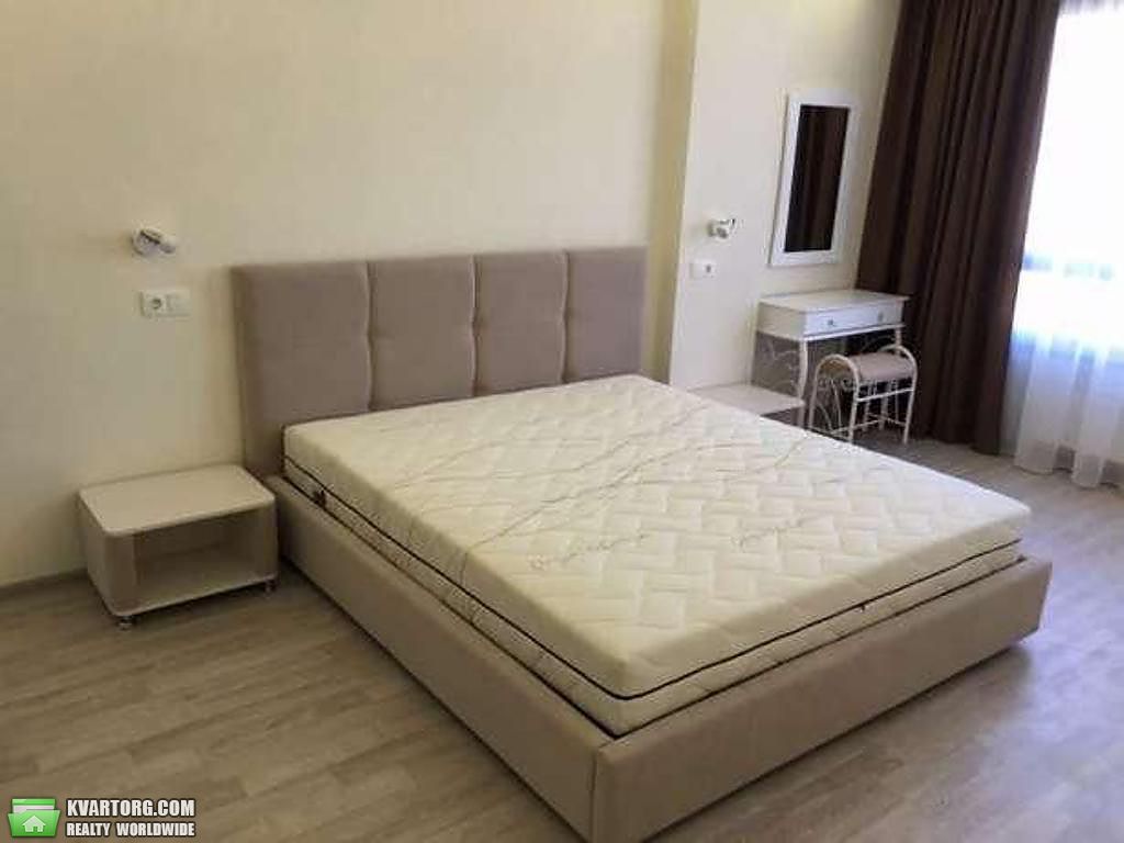 Rent out 2-room apartment. Киев,  Голосеевский пр — photo 8