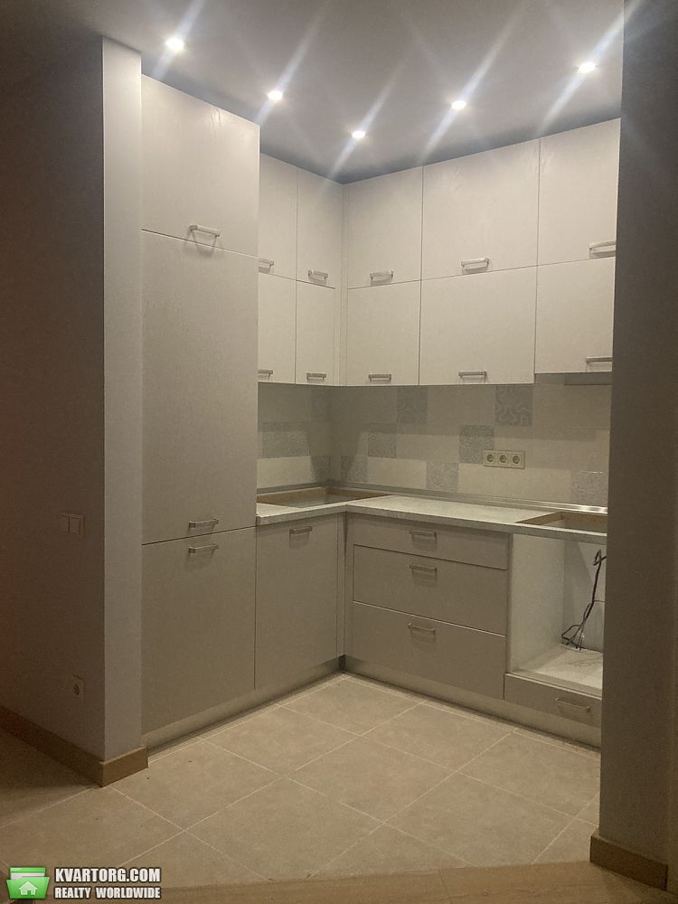 Sell 1-room apartment. Киев,  Гарматная — photo 2