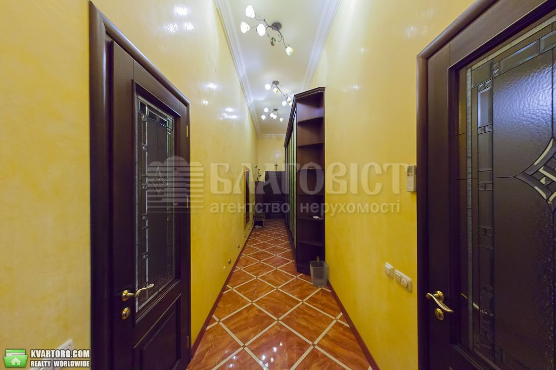 Rent out 2-room apartment. Киев,  Пушкинская — photo 1