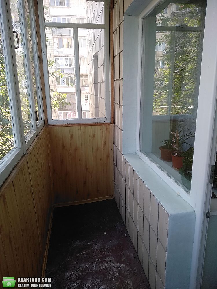 Sell 3-room apartment. Киев,  Заболотного — photo 2