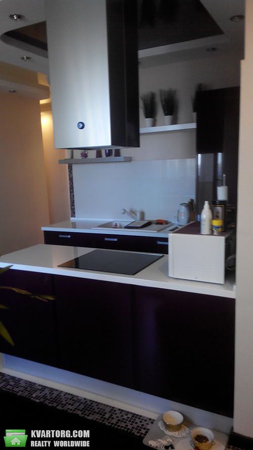 Rent out 2-room apartment. Киев,  Голосеевская — photo 2