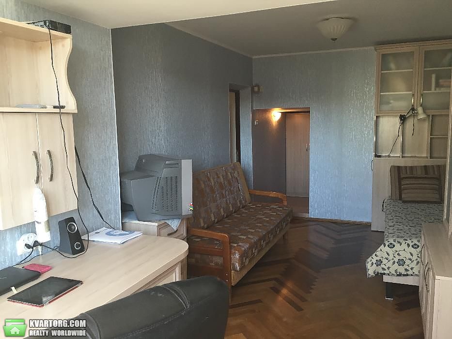Sell 4-room apartment. Киев,  Почайнинская — photo 4