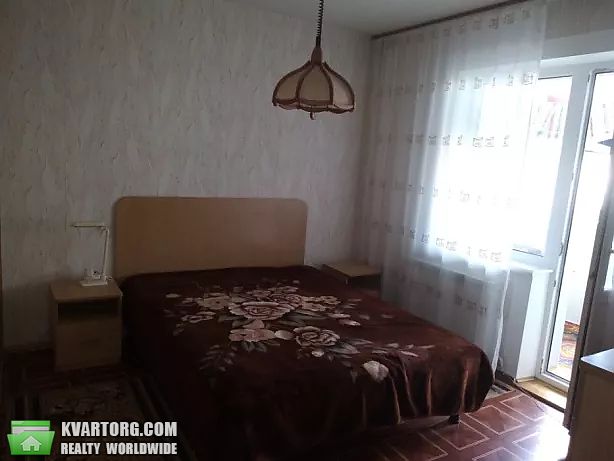 Rent out 2-room apartment. Киев, Крушельницкой — photo 3