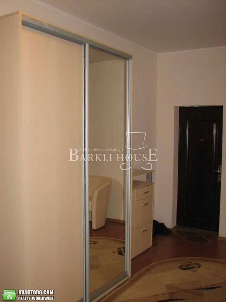 Rent out 3-room apartment. Киев,  Ярославский пер — photo 8