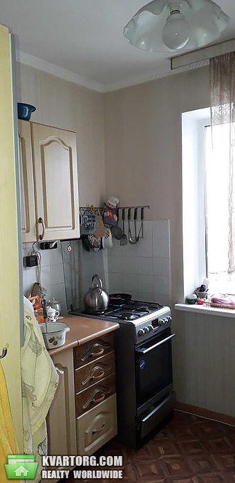 Sell 3-room apartment. Киев, пр. Свободы — photo 1