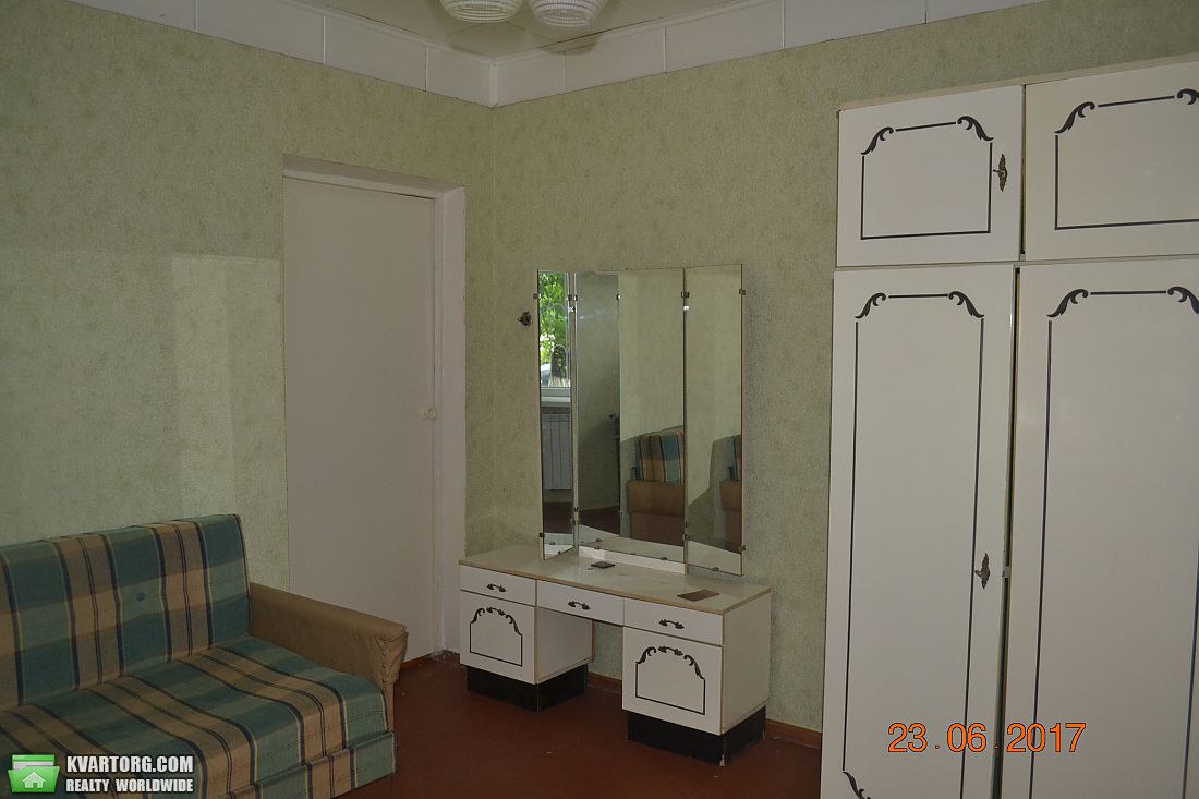 Rent out 3-room apartment. Киев,  Героев Днепра — photo 2