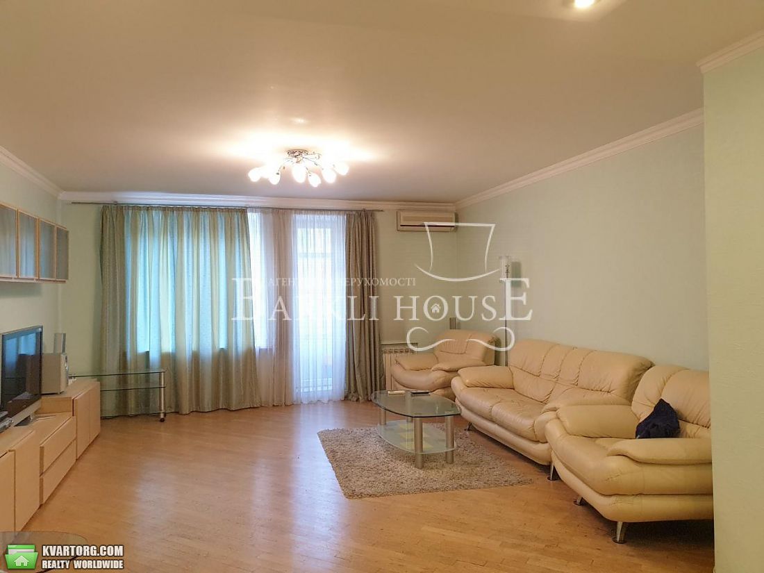 Rent out 3-room apartment. Киев,  Дмитриевская — photo 1