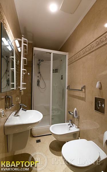 Sell 3-room apartment. Киев,  Амосова — photo 7