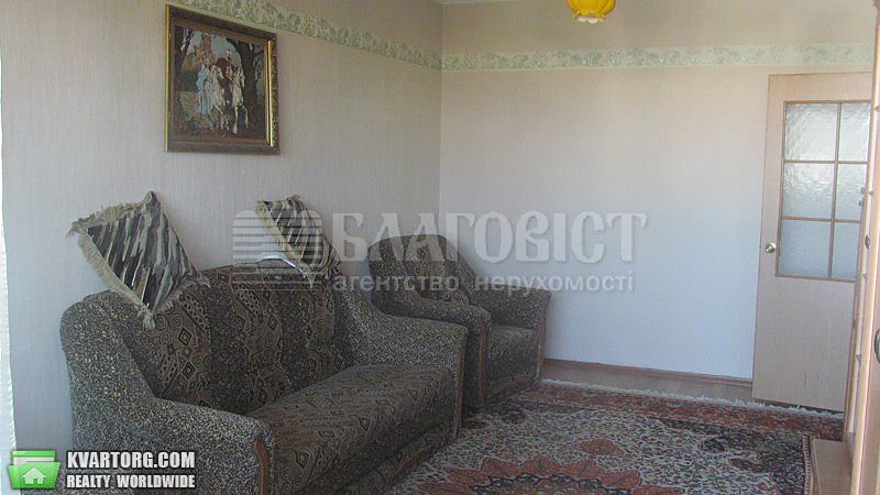 Rent out 2-room apartment. Киев,  Северная — photo 1