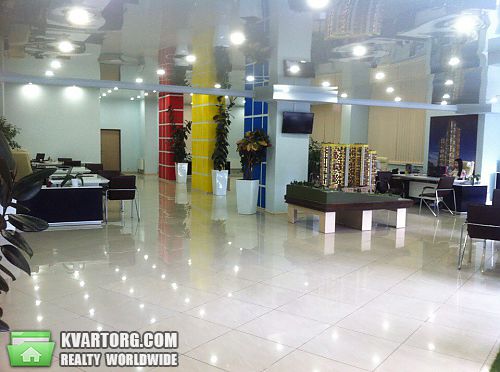 Sell shop. Киев, Стратегическое шоссе — photo 7
