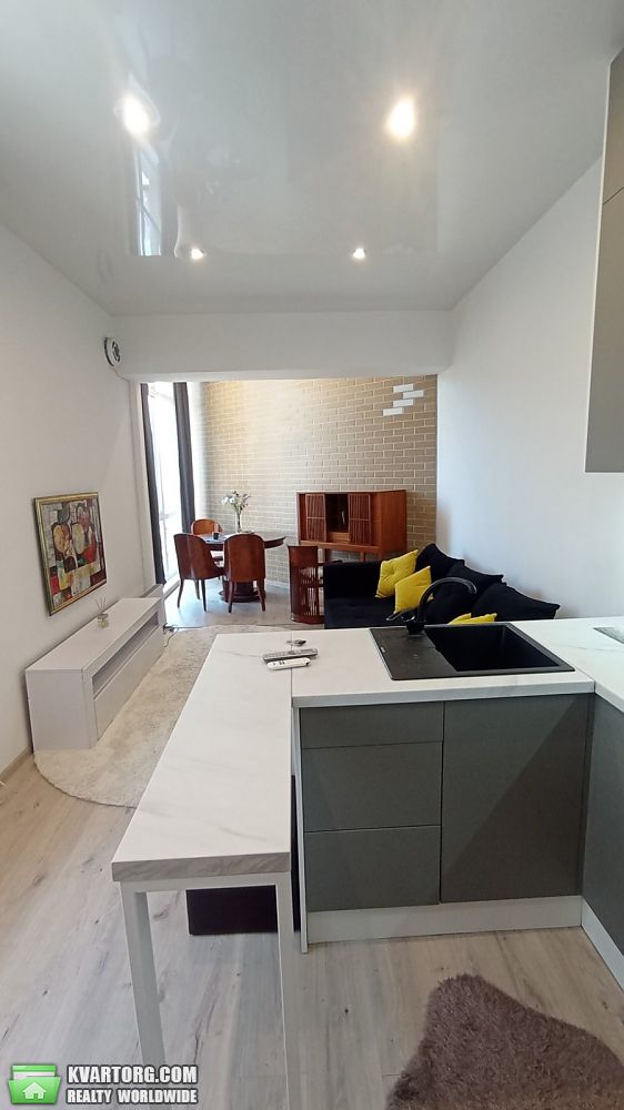 Rent out 1-room apartment. Киев, Залізничная — photo 5