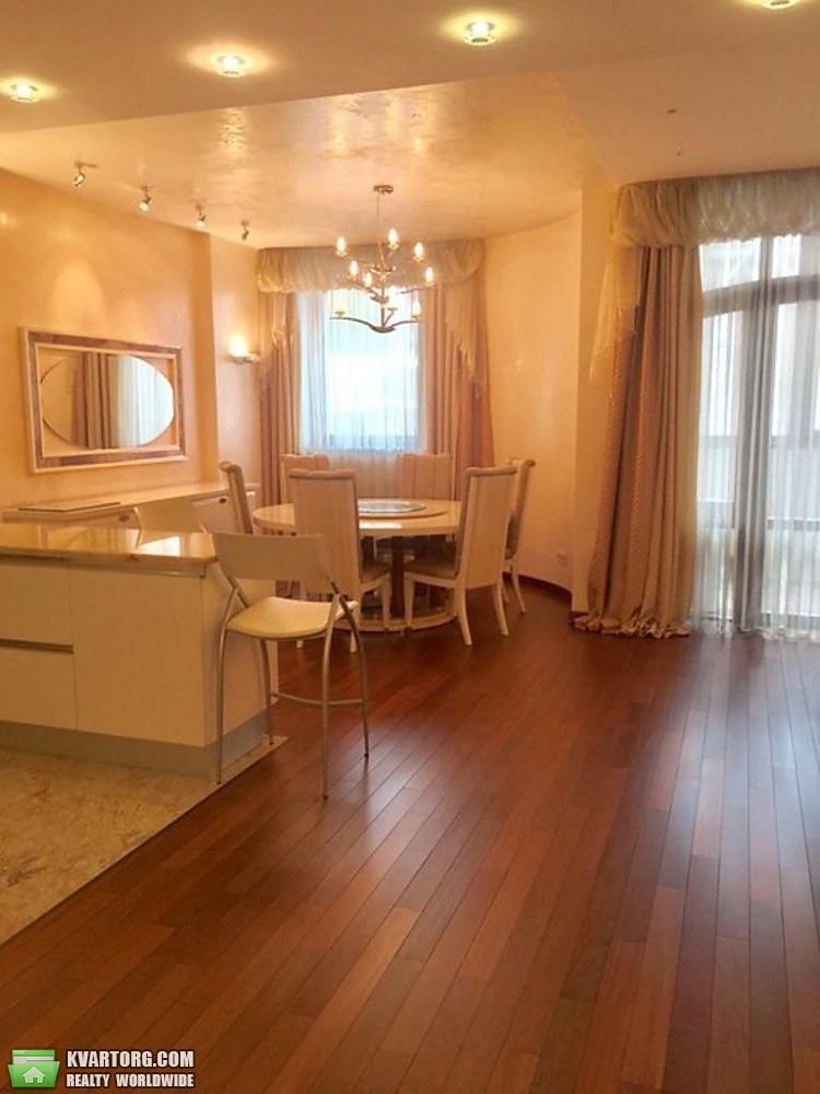 Rent out 3-room apartment. Киев, Вознесенский спуск — photo 3