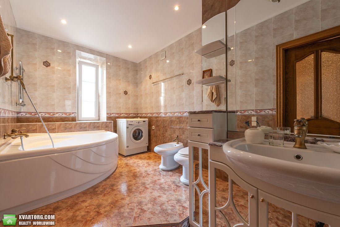 Rent out 3-room apartment. Киев,  Шелковичная — photo 7