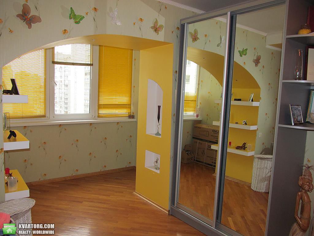 Rent out 4-room apartment. Киев, Бажана — photo 7