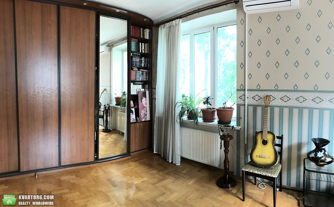 Rent out 3-room apartment. Киев,  Шота Руставели — photo 9
