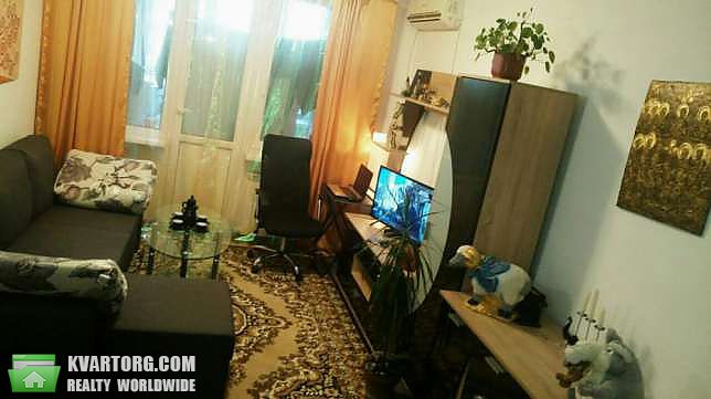 Sell 1-room apartment. Киев,  Березняковская — photo 1