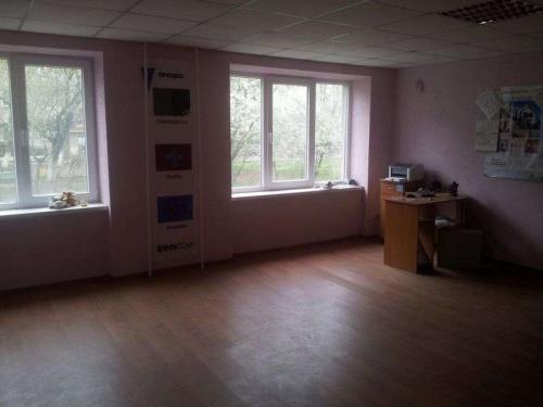 продам 3-комнатную квартиру. Виноградов,  Корятовича - фото 1