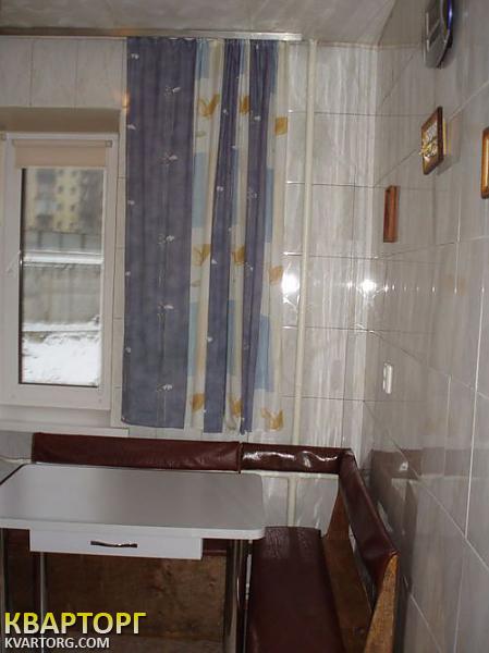 Sell 2-room apartment. Киев,  Первомайского — photo 2