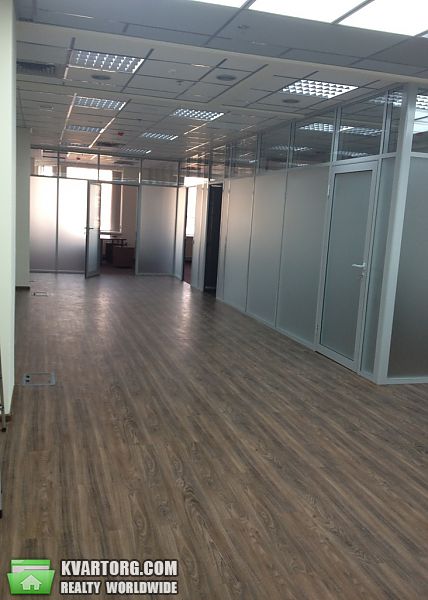 Rent out office. Киев, Жилянская — photo 2