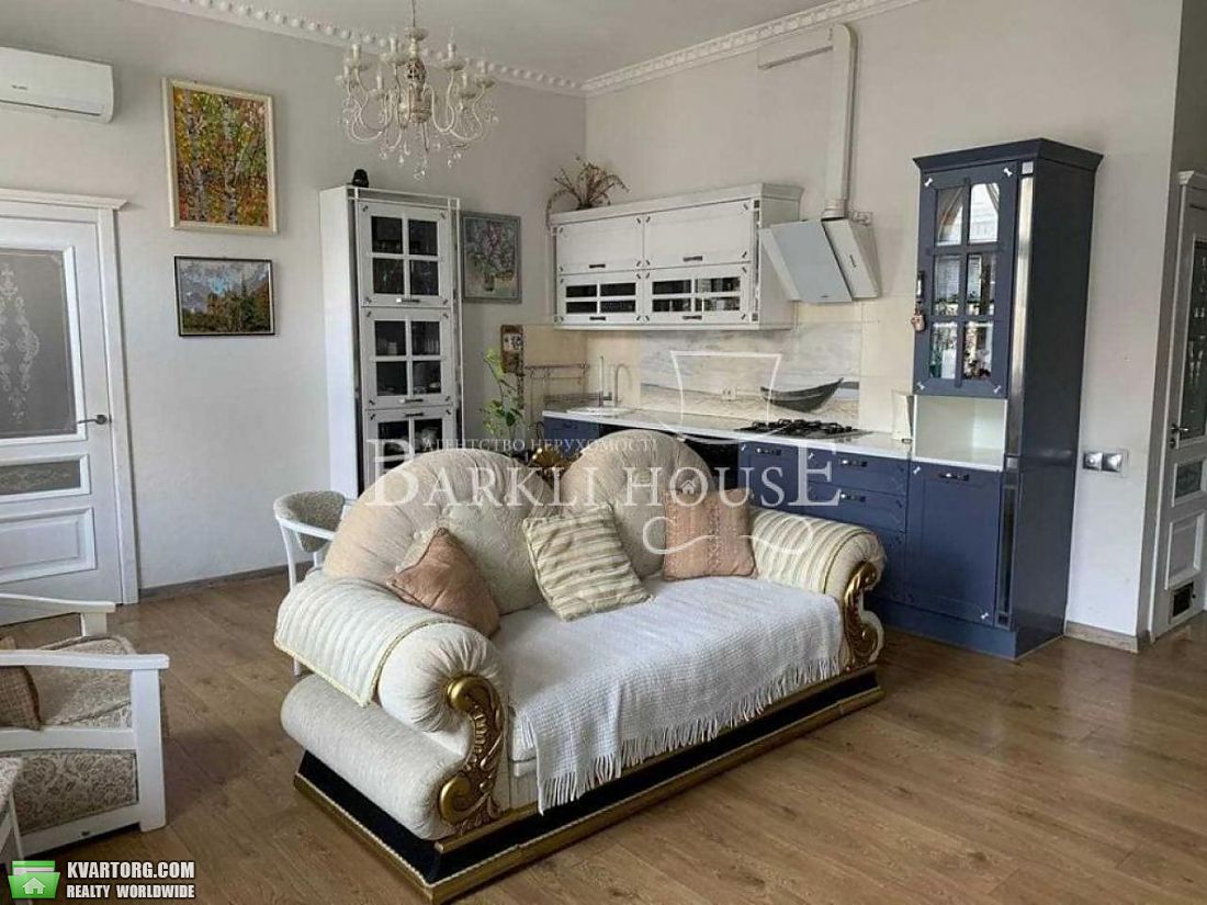Rent out 2-room apartment. Киев,  Петлюры — photo 1