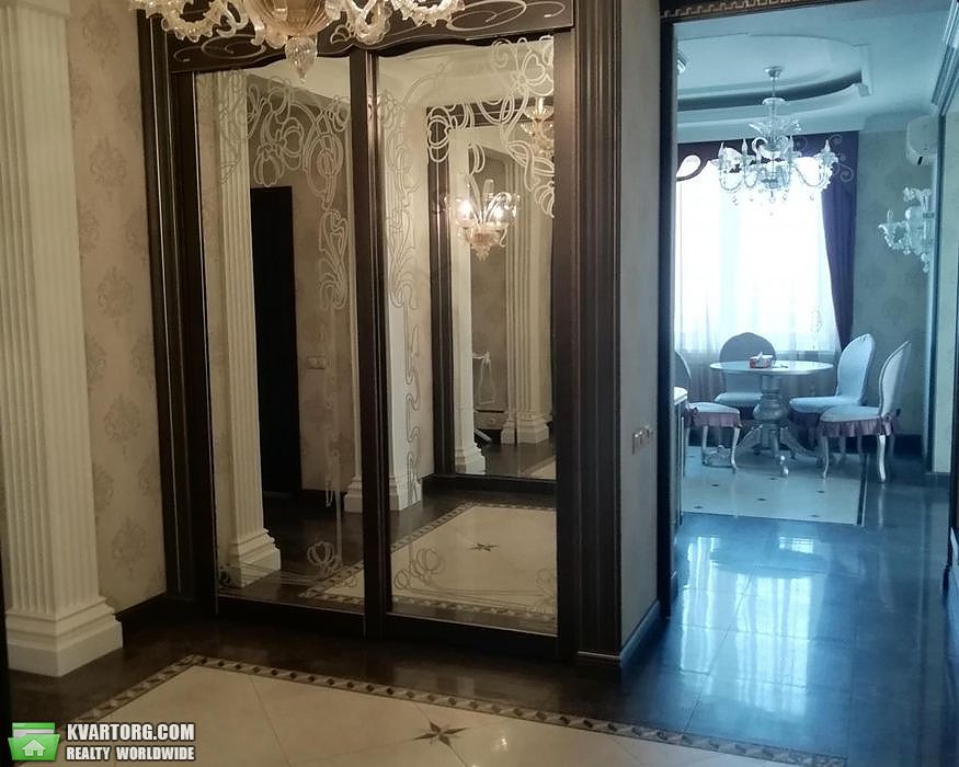 Rent out 3-room apartment. Киев, Дмитриевская — photo 8