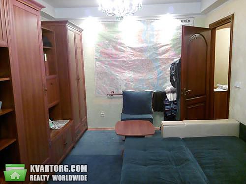 Sell 2-room apartment. Киев,  40-летия Октября просп — photo 2