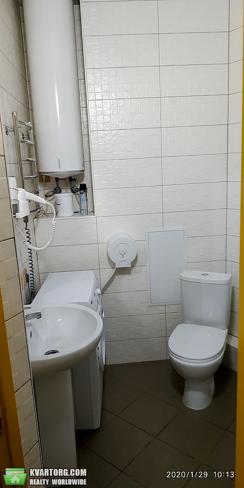 Rent out 1-room apartment. Киев,  Чавдар — photo 7