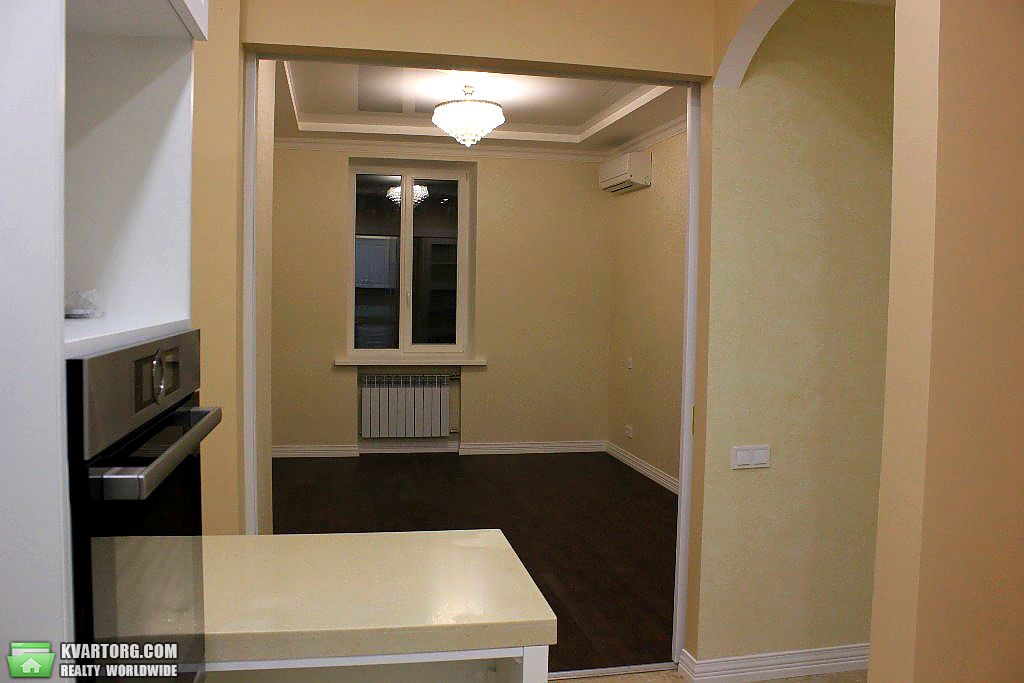 Sell 2-room apartment. Киев, Тарасовская — photo 2