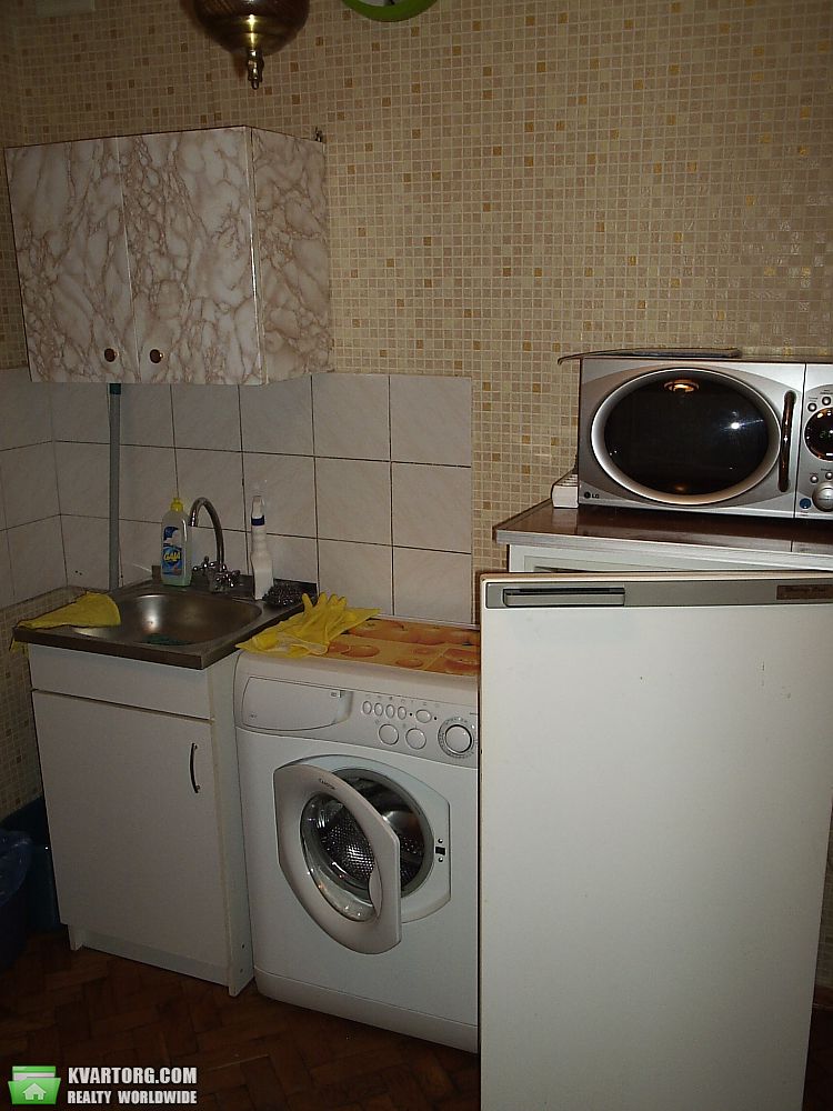 Rent out 1-room apartment. Киев,  Героев Сталинграда пр — photo 2