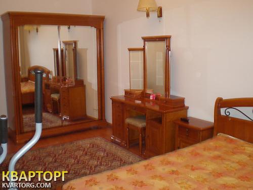 Rent out 2-room apartment. Киев,  Михайловская — photo 1