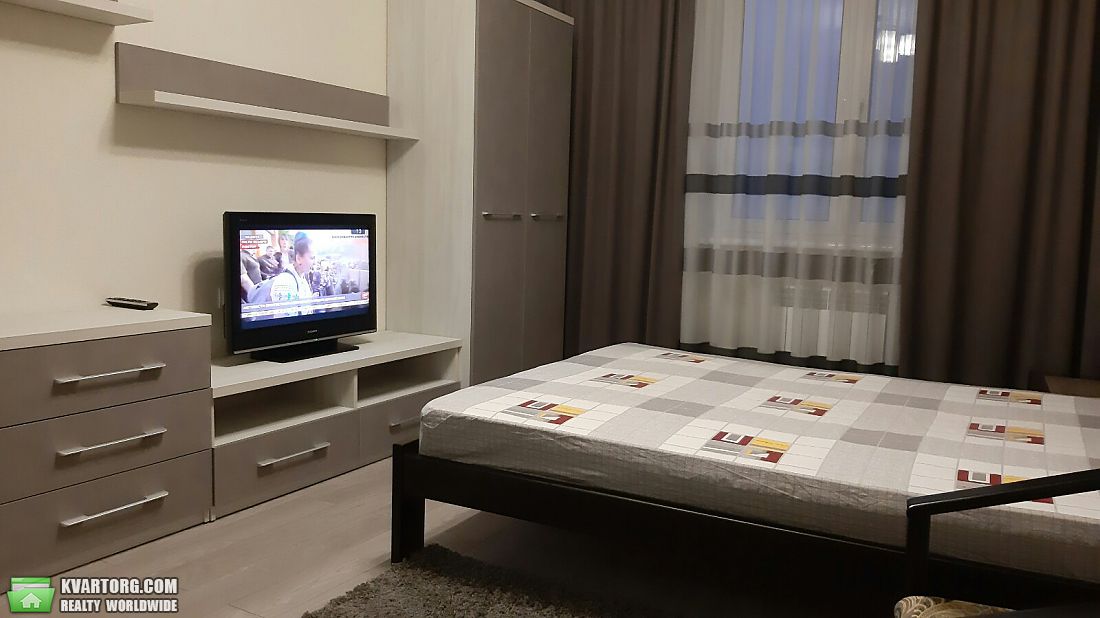 Rent out 1-room apartment. Киев, Кондратюка — photo 5