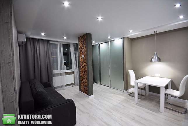 Sell 2-room apartment. Киев,  Вильямса — photo 1
