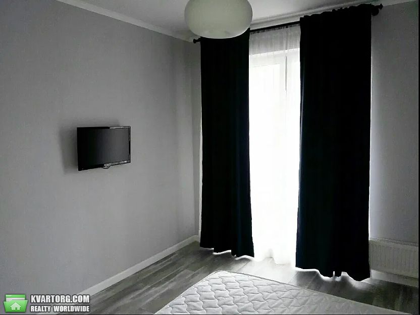 Rent out 1-room apartment. Киев,  Юношеская — photo 10