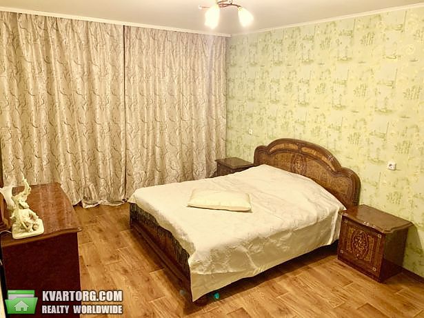 Rent out 2-room apartment. Киев, Данченко Сергея — photo 2