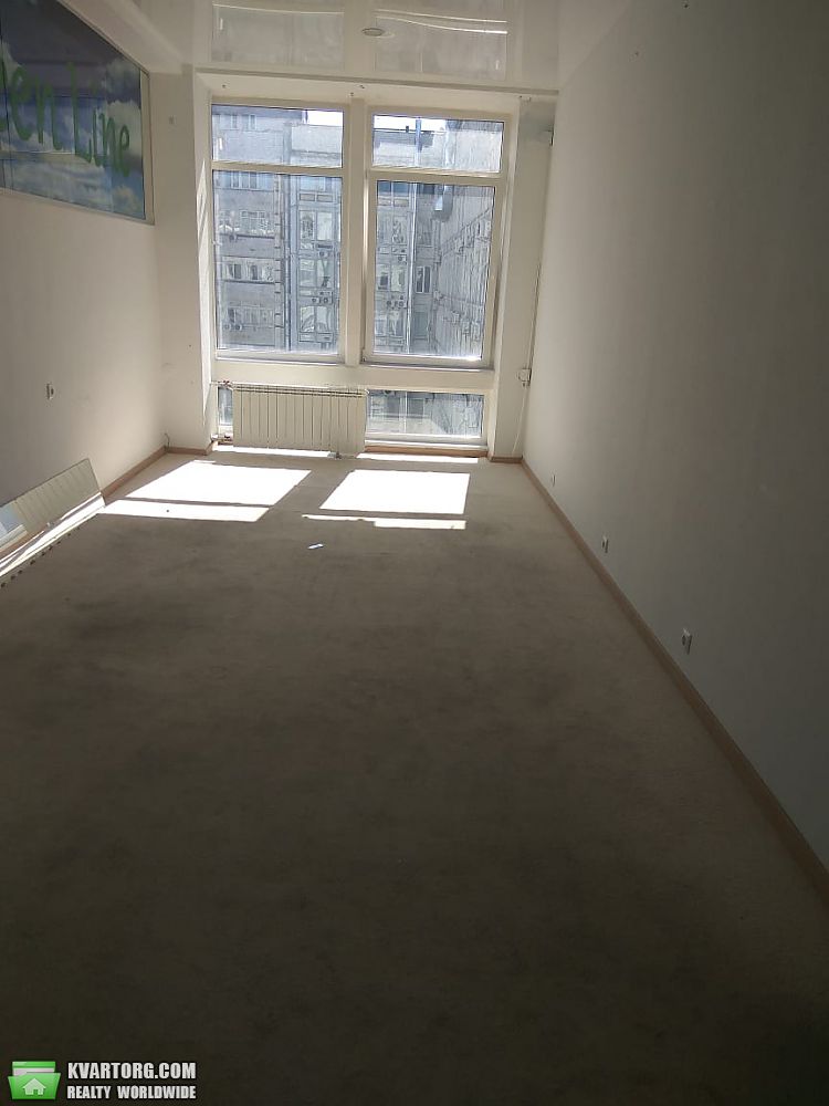 Rent out office. Киев,  Соломенская пл — photo 1