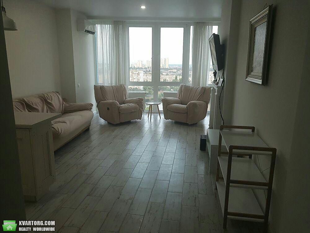 Rent out 2-room apartment. Киев,  Шумского — photo 5