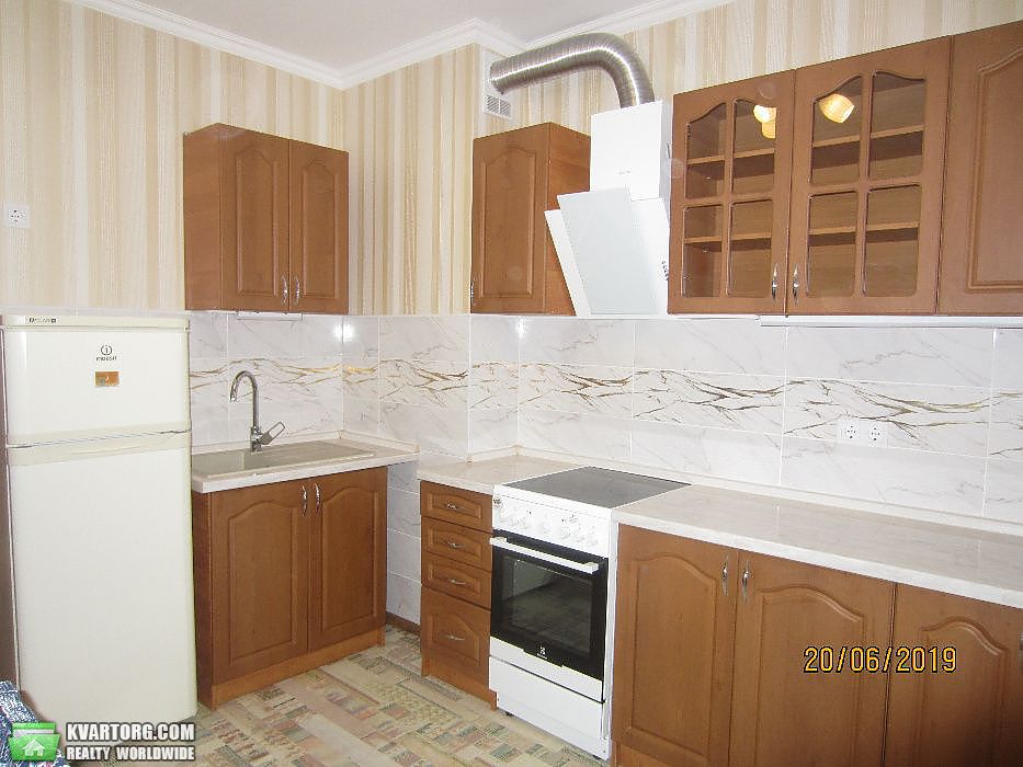 Rent out 1-room apartment. Киев, Ващенко — photo 4