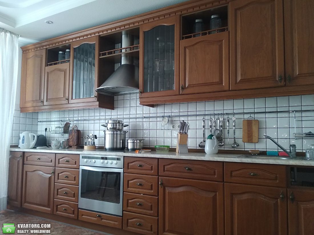 Sell 3-room apartment. Киев,  Минина — photo 1