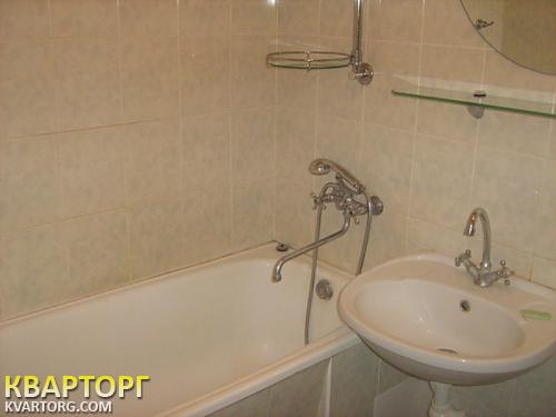 Rent out 2-room apartment. Киев,  Приречная — photo 6