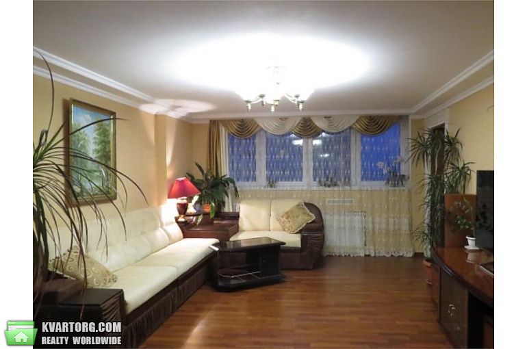 Rent out 2-room apartment. Днепропетровск, Фучика — photo 1