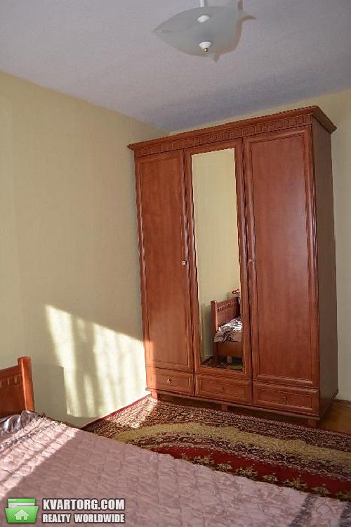 Sell 2-room apartment. Киев,  Мельникова — photo 3