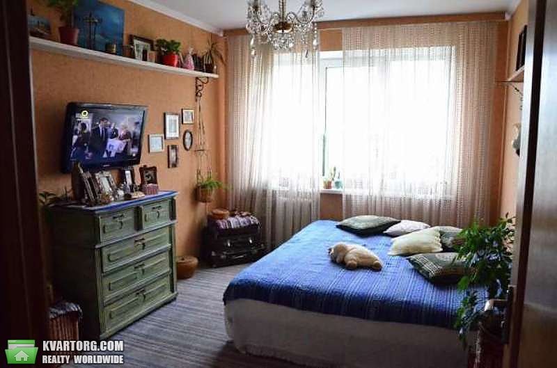 Sell 3-room apartment. Киев,  Зодчих — photo 1