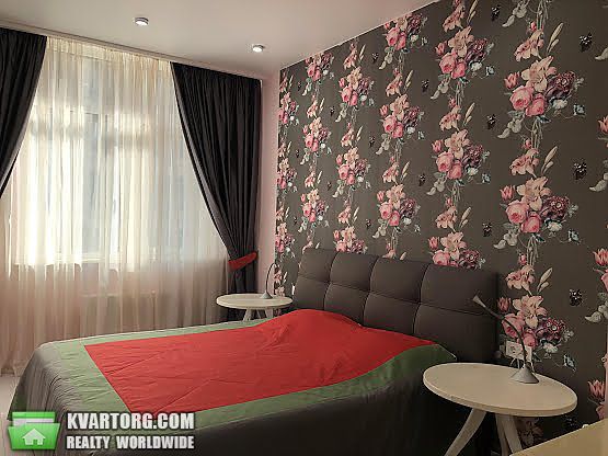Rent out 2-room apartment. Киев,  Вильямса — photo 1